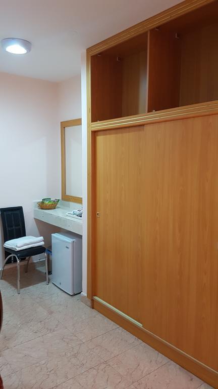 Al Majd Hotel ‘Ibrī 외부 사진