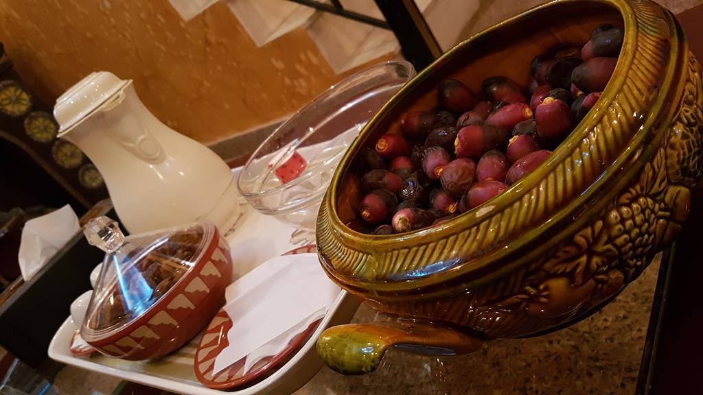 Al Majd Hotel ‘Ibrī 외부 사진